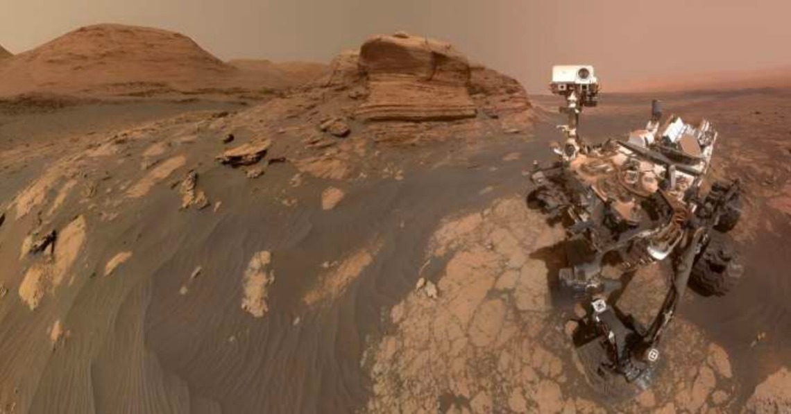 The Curiosity rover apperars in a selfie as it explores Gale Crater on Mars